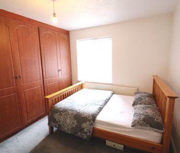 Chairborough Road, High Wycombe - Photo 4