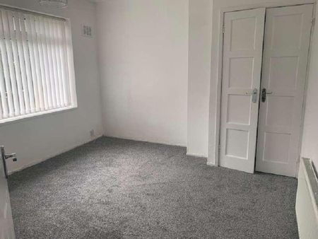 Central Avenue, Liverpool, Merseyside, L24 - Photo 5