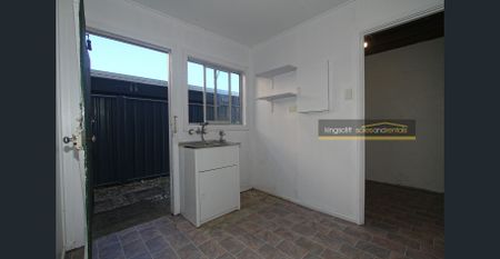 2br Flat Downstairs level of a house in North Kingscliff - Photo 3