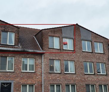 Appartement op de 2de verdieping in hartje Sint-Lenaarts met ruim t... - Photo 2