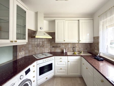 Wohnen mit Wohlfühlfaktor – Doppelhaushälfte mit Wintergarten, Pool & Garten in Ebreichsdorf - Photo 4