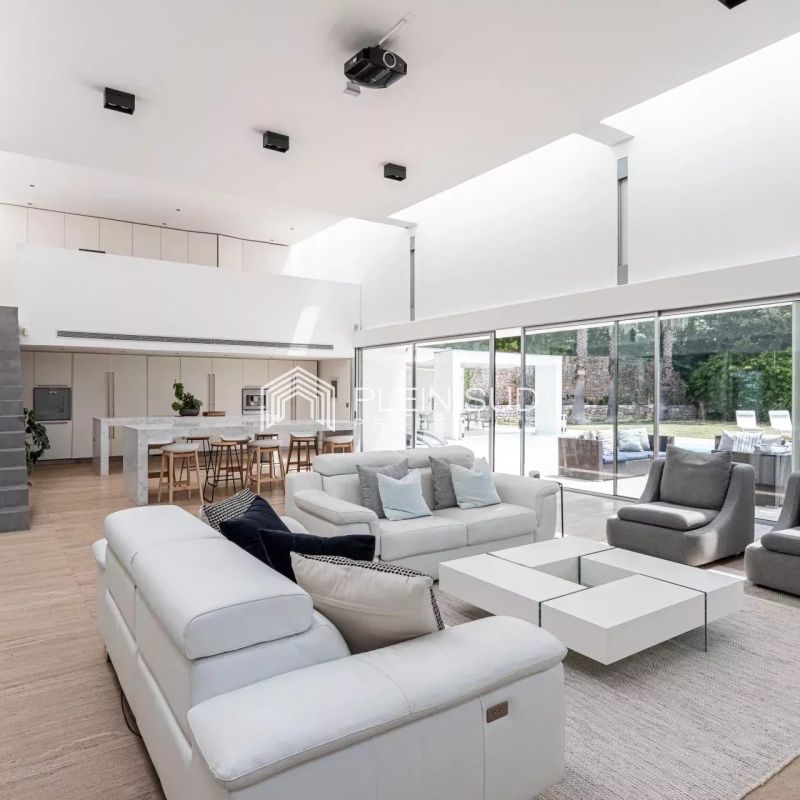 Villa d'architecte, très bien situé - Photo 1