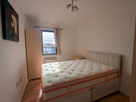 St Catherines Court, Marina, Swansea, SA1 1SD - Photo 5