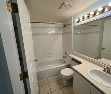 108-4990 McGeer Street Vancouver Vancouver British Columbia Canada ... - Photo 2