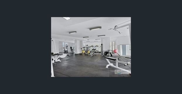 Quiet Park Sanctuary in the City - Fully Furnished - Flexible Term - Photo 1