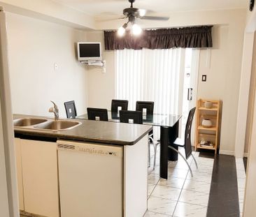 For Lease - 2538 Raglan Court, Mississauga, Ontario - Photo 4