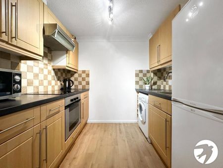 1 bedroom flat to rent - Photo 5