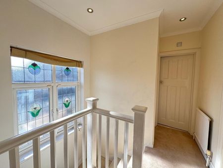 Fairfield Crescent, Edgware, HA8 - Photo 4