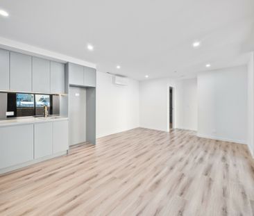 Charming Apartment in the Heart of Woden - Photo 5