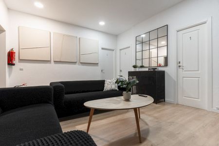 Central room in Caños del Peral - Photo 3