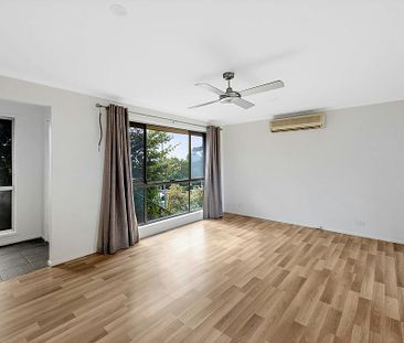 Three Bedroom Home in Great Location! - Photo 2