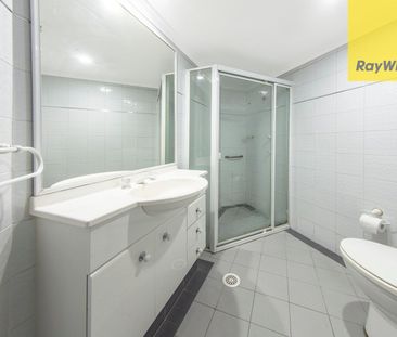 PENTHOUSE LIVING WITH PRIVATE ROOFTOP - Photo 3