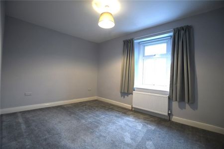 4 Bed Semi-detached house To Rent - Photo 4