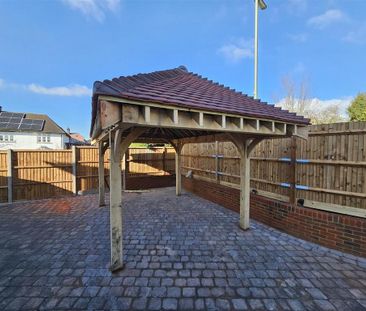 4 bedroom detached house to rent - Photo 5
