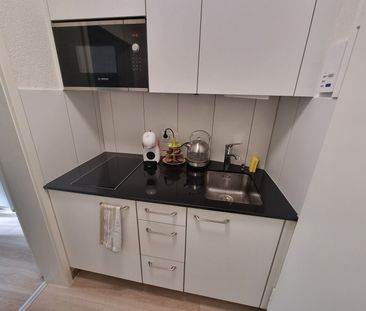 QUIET AND CENTRAL - Photo 6