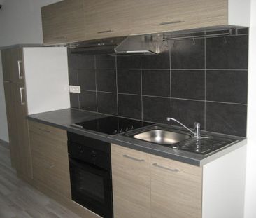 F3 - 11 avenue Jean Jaurès CHALON SUR SAONE - Photo 3