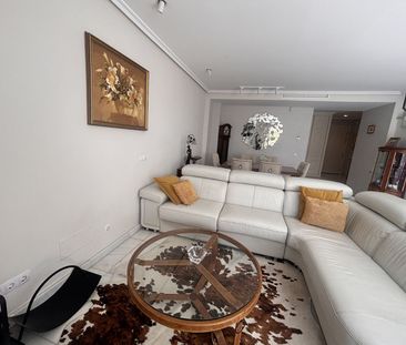 Townhouse in The Golden Mile - Photo 6