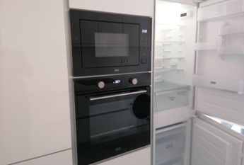 Fantástico Apartamento T2 para Arrendamento na Amadora