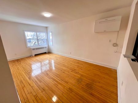 For Lease - 75 HOLLAND Avenue Unit# 5, Tunneys Pasture and Ottawa West, Ontario - Photo 2