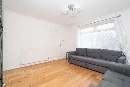 Newhouse Crescent, Watford, Wd, Watford, WD25 - Photo 2