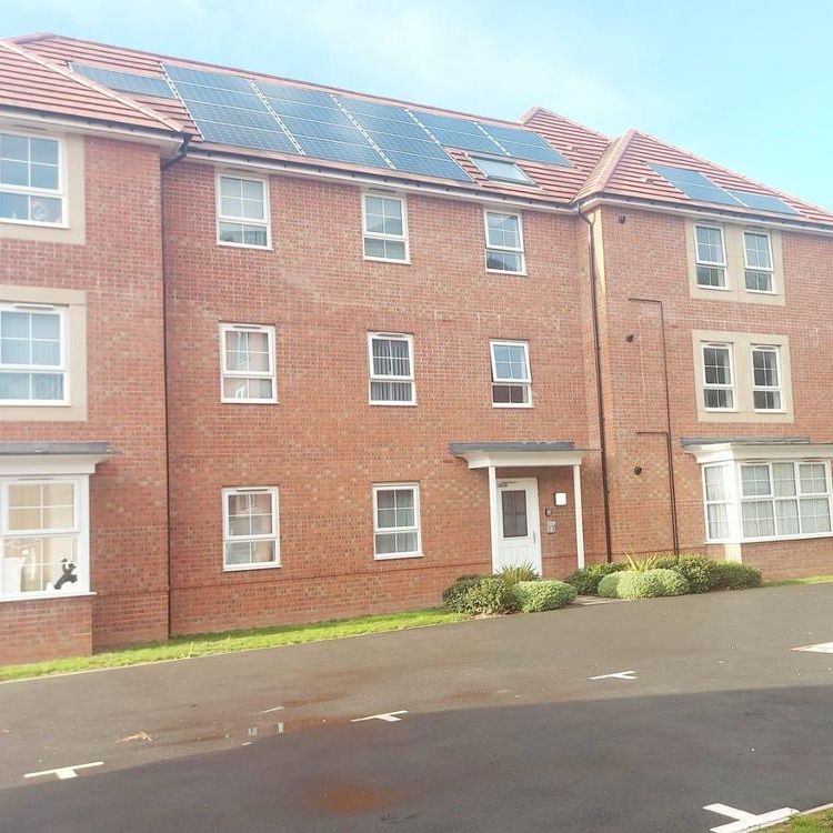 2 bedroom flat to rent - Photo 2