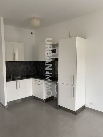 Location Appartement 1 pièce 28m² MONTPELLIER 34000 - Photo 3