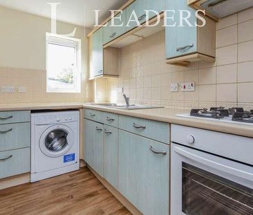 Iver Court, Buckingham, MK18 - Photo 1