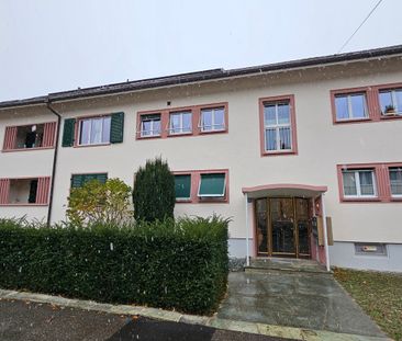 Schön renovierte 3.5 Zimmer-Wohnung mit 65m2 Wohnfläche und Balkon in den ruhigen Innenhof - Photo 6