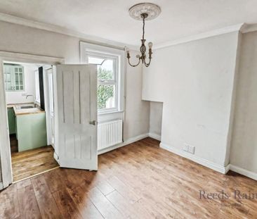 2 bedroom terraced house to rent - Photo 5