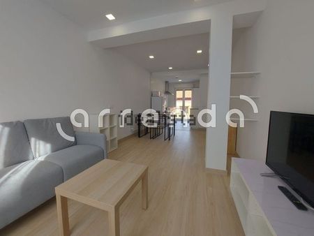 Alquiler de piso en Calle Alta - Photo 3