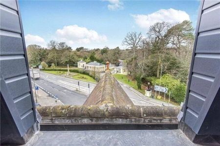 2 bedroom penthouse to rent - Photo 3