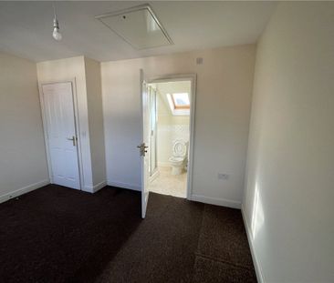 Recently redecorated and deceptively spacious four bedroom, three-s... - Photo 2