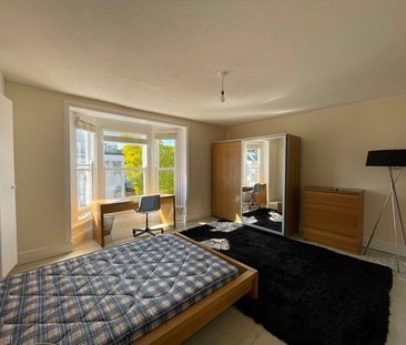 3 bedroom apartment to rent - Photo 4