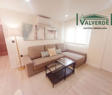 Apartamento de alquiler en Plaza de la Trinidad, 1, Centro - Sagrario - Photo 2
