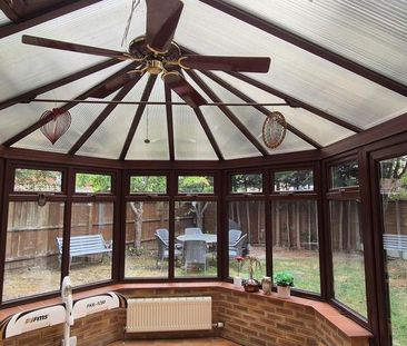 4 bedroom detached house to rent - Photo 1