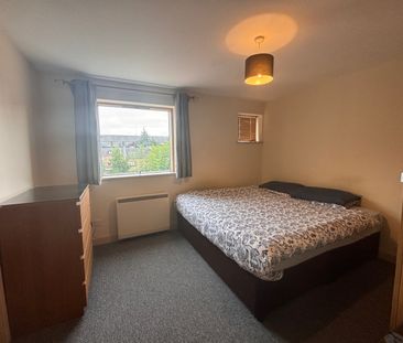 Henke Court, Atlantic Wharf, Cardiff Bay - Photo 4