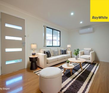 TWO BEDROOM GRANNY FLAT LOCATED IN CONVENIENT LOCATION - Photo 2