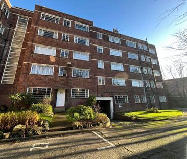 Jesmond, Newcastle Upon Tyne - Photo 5