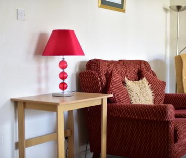 27 Old Castle Court (Student Let), Portstewart, BT56 8GR - Photo 5
