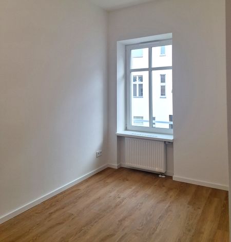 Etwas ganz Besonderes: Maisonette in ausgebauter Remise! - Photo 2