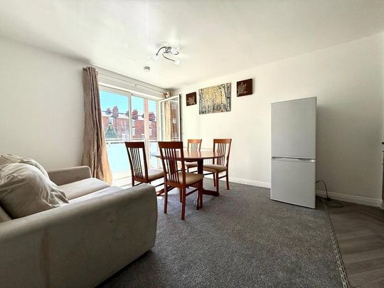 2 bedroom apartment to rent - Photo 1