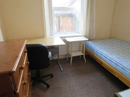 Cowley Road, Oxford, Oxford - Photo 4