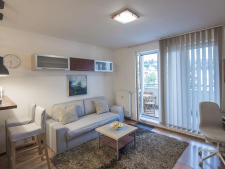 Pronájem bytu 2+kk 51 m2 - Fotografie 3