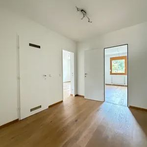 Großzügige, helle 3-Zimmer-Wohnung in begehrter Ruhelage in Speising - Photo 3