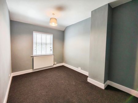 3 bedroom house to rent Station Road, Great Billing, Northampton, NN3 - Photo 2