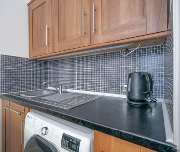 Price £695 pcm - Available 15/04/2026 - Unfurnished - Photo 3