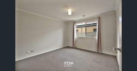 Beautifully Maintained 4-Bedroom Home Close to Top Schools!! - Photo 2