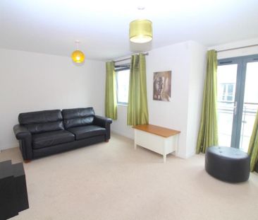 4 bedroom terraced house to rent - Photo 1