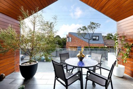 75 Gold Street, Brunswick VIC 3056 - Photo 2