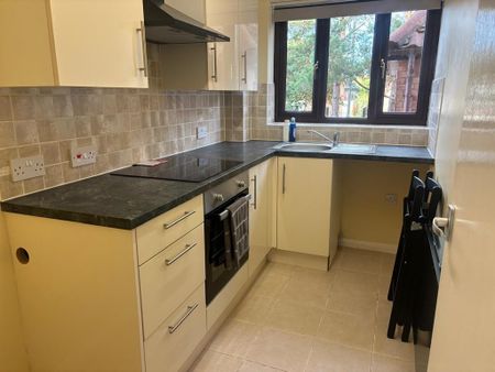 1 bedroom maisonette to rent - Photo 4